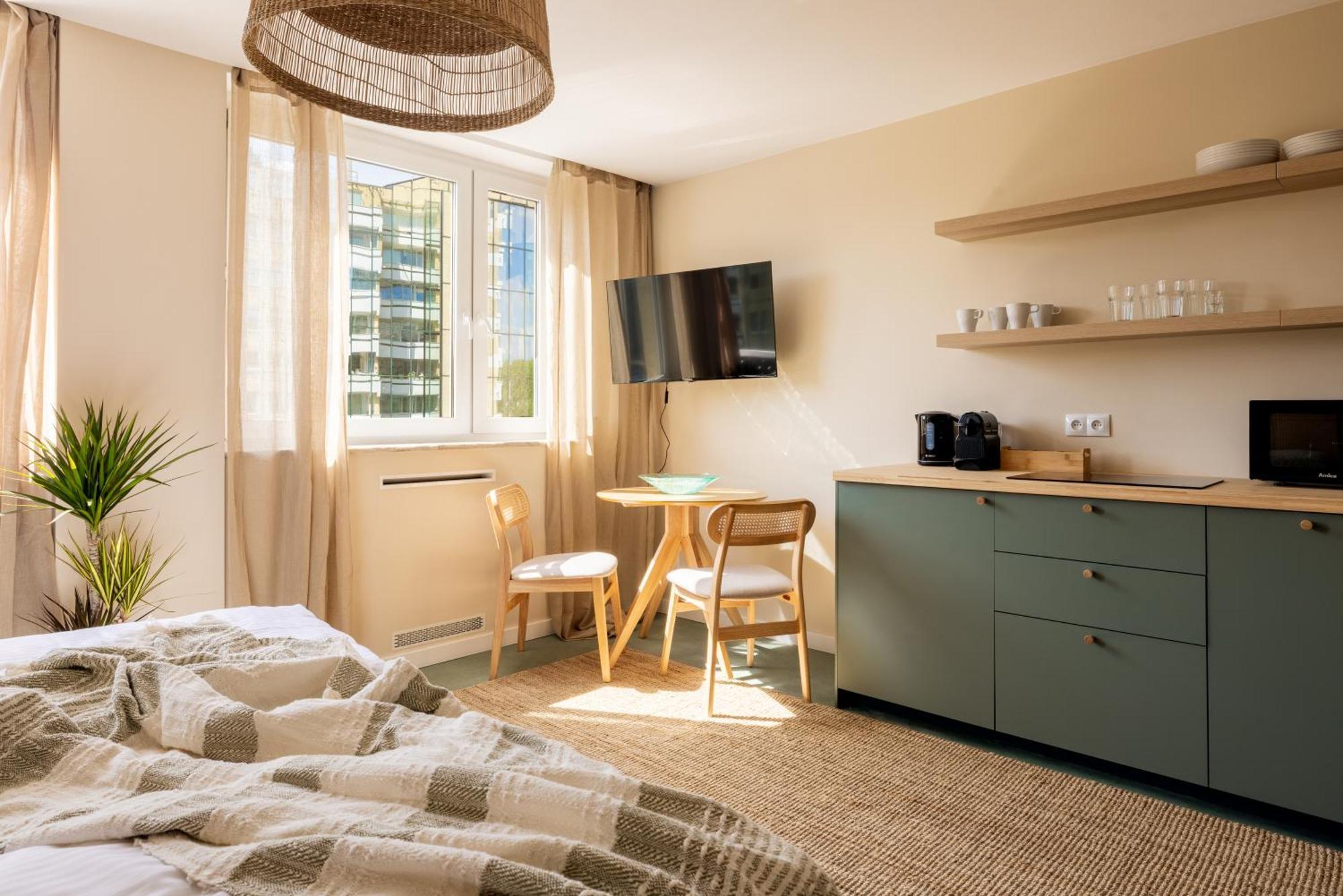 Four Seasons Old Town - Spring Apartment วอร์ซอ ภายนอก รูปภาพ